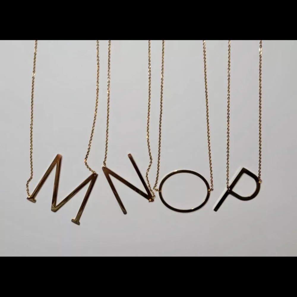 Gold Initial Pendant Necklace Letters A-Z - Picture 6 of 8